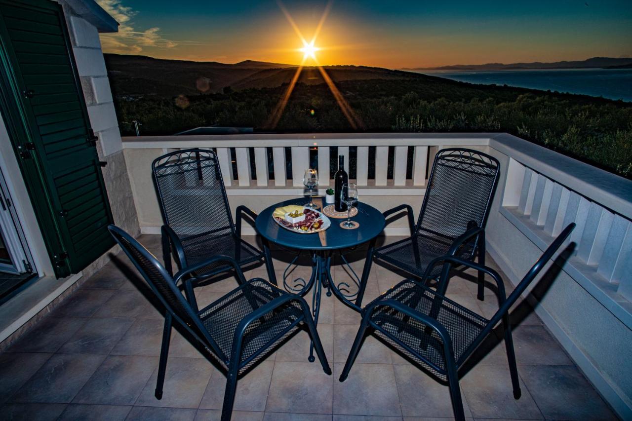 Opg Villa Meri Pucisca Extérieur photo